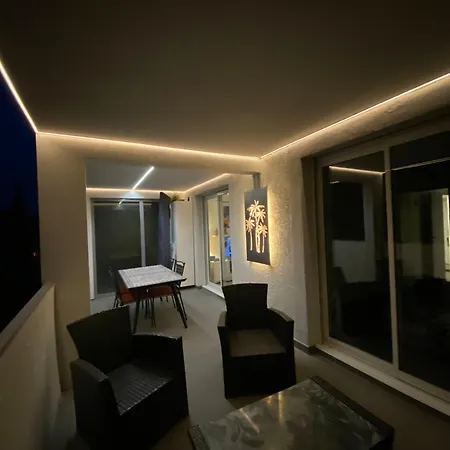 La Apartament *